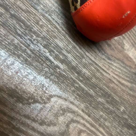 BCBG Generation 7.5 Leopard Print/orange Ballet Flats- good condition with wear - Picture 5 of 11